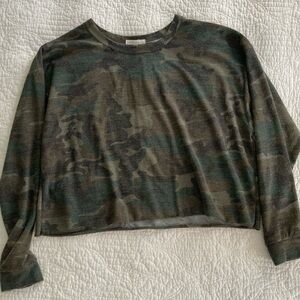 Antistar Cropped Camouflage Long Sleeve Top